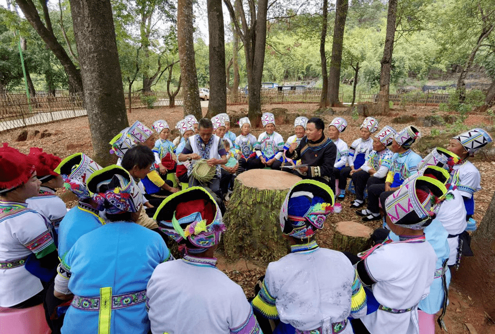他山之石 | 云南省砚山县维摩乡幕菲勒村:彝乡风景 美如诗画_彝家