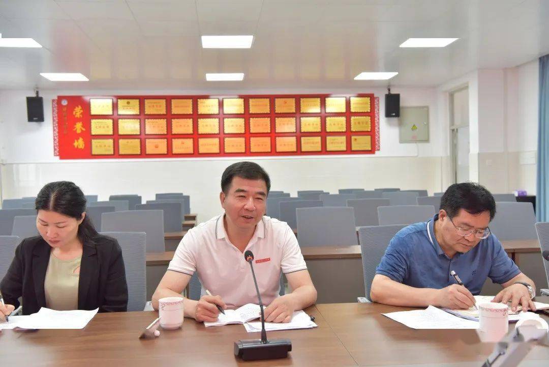 市政府教育督导室督导组到漳浦一中开展督导工作