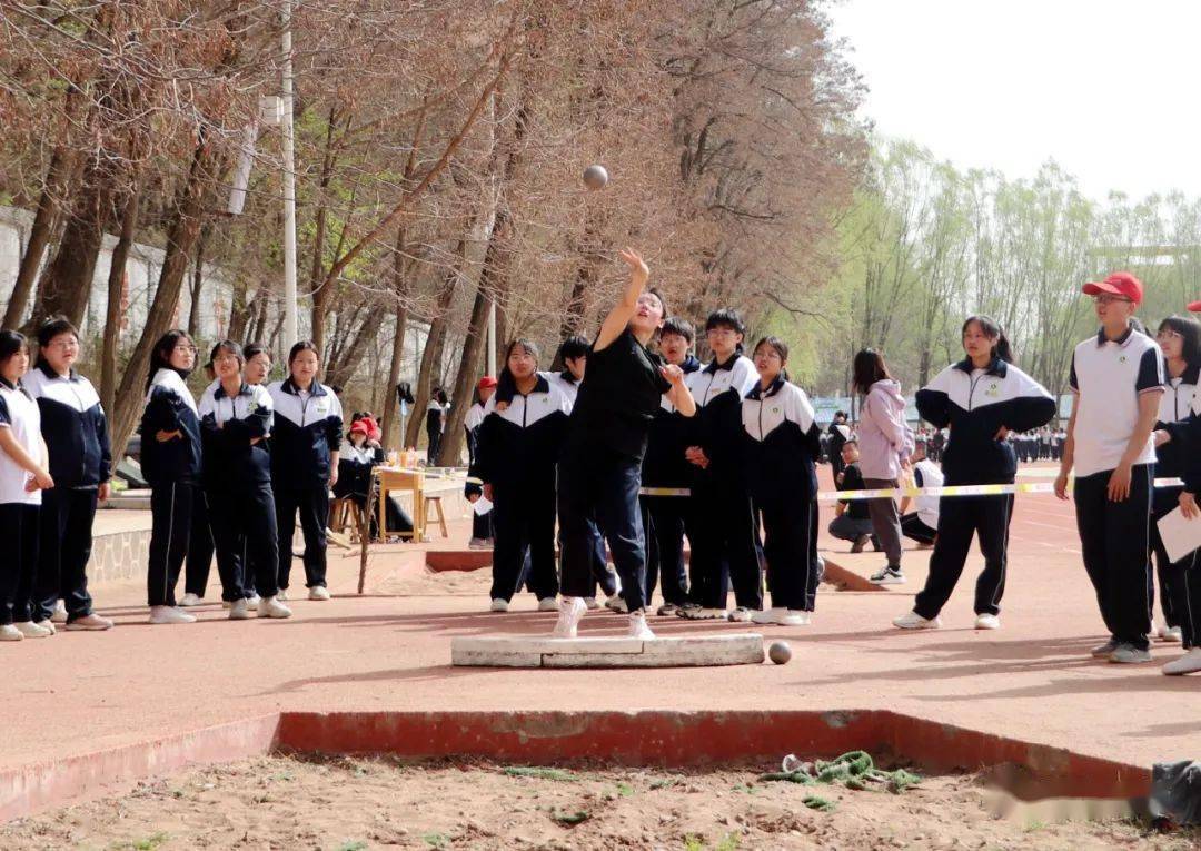 临洮二中举行第二十二届体育节_青春_运动_赛场