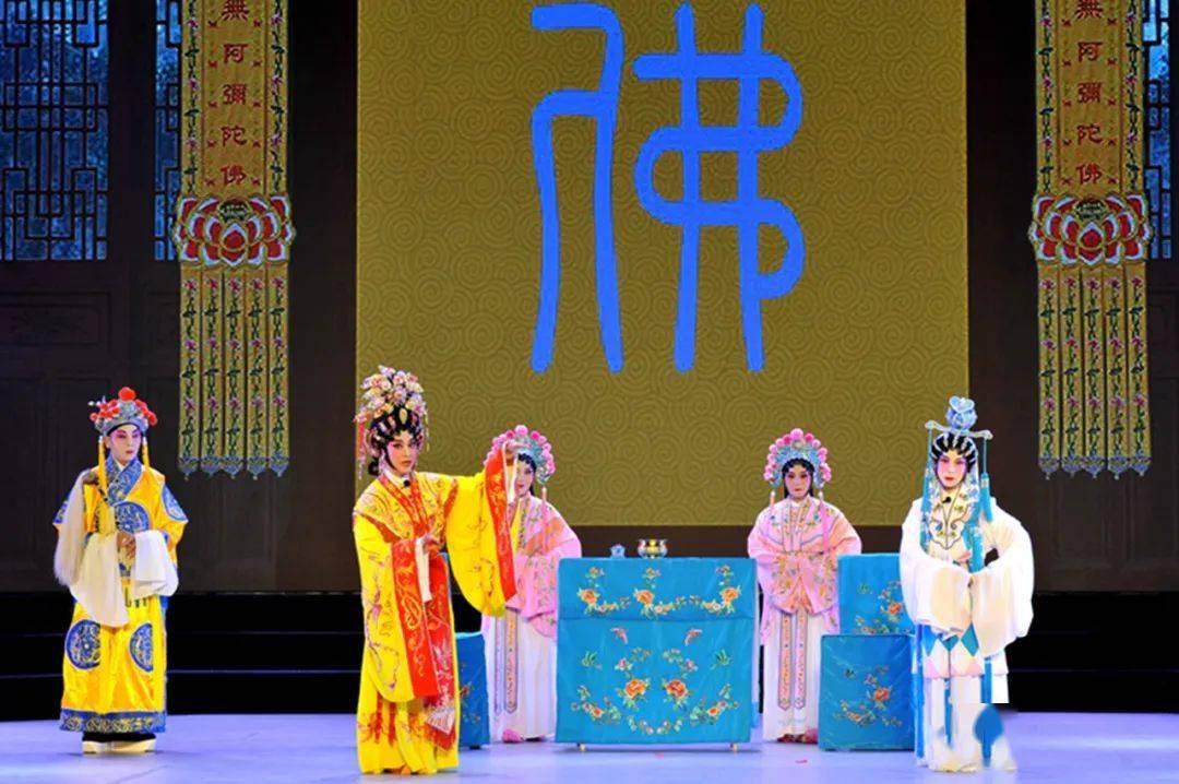 一众老倌花旦登台献艺展风采_宣传_演出_文化