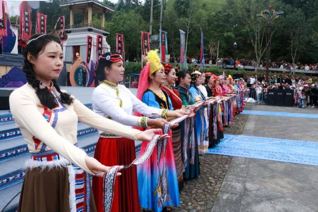 顺意山水 共富畲乡 | 泰顺"三月三"畲族风情旅游节开幕_文化广场_游客