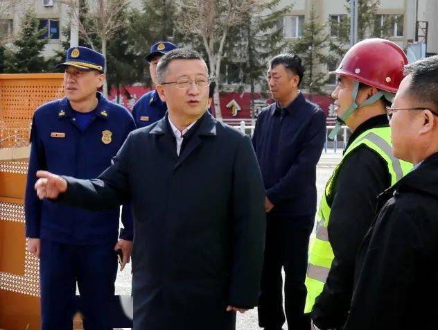 你好"火焰蓝"丨鹤岗市副市长高健带队开展"五一"节前消防安全检查