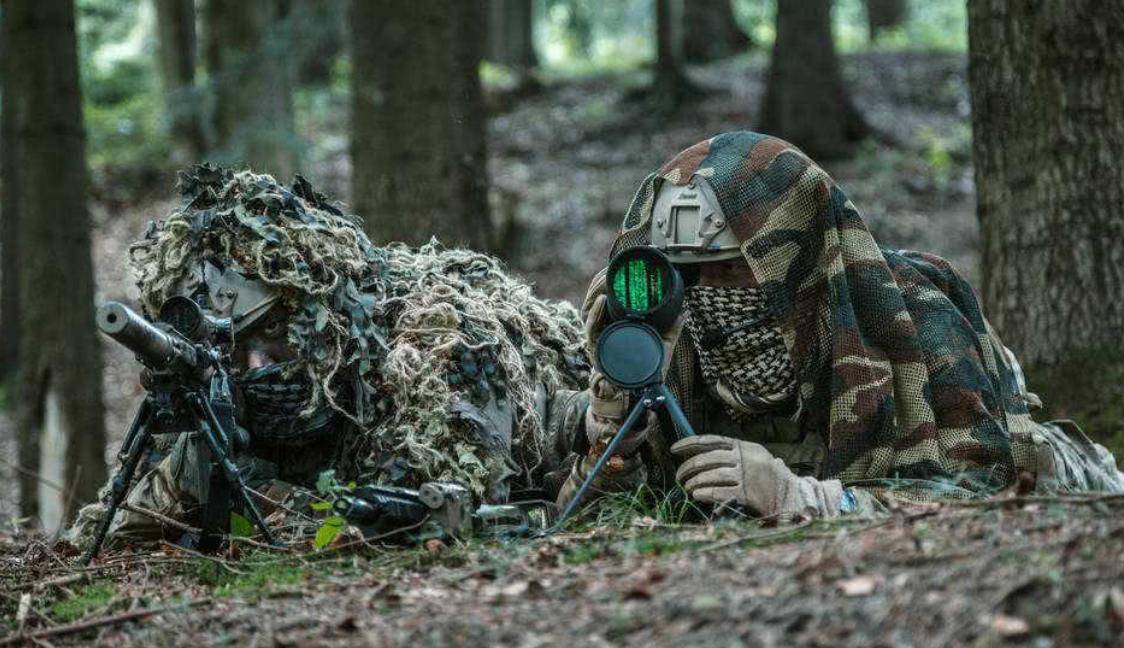 老兵:一个人就是找死_战场_任务_带着