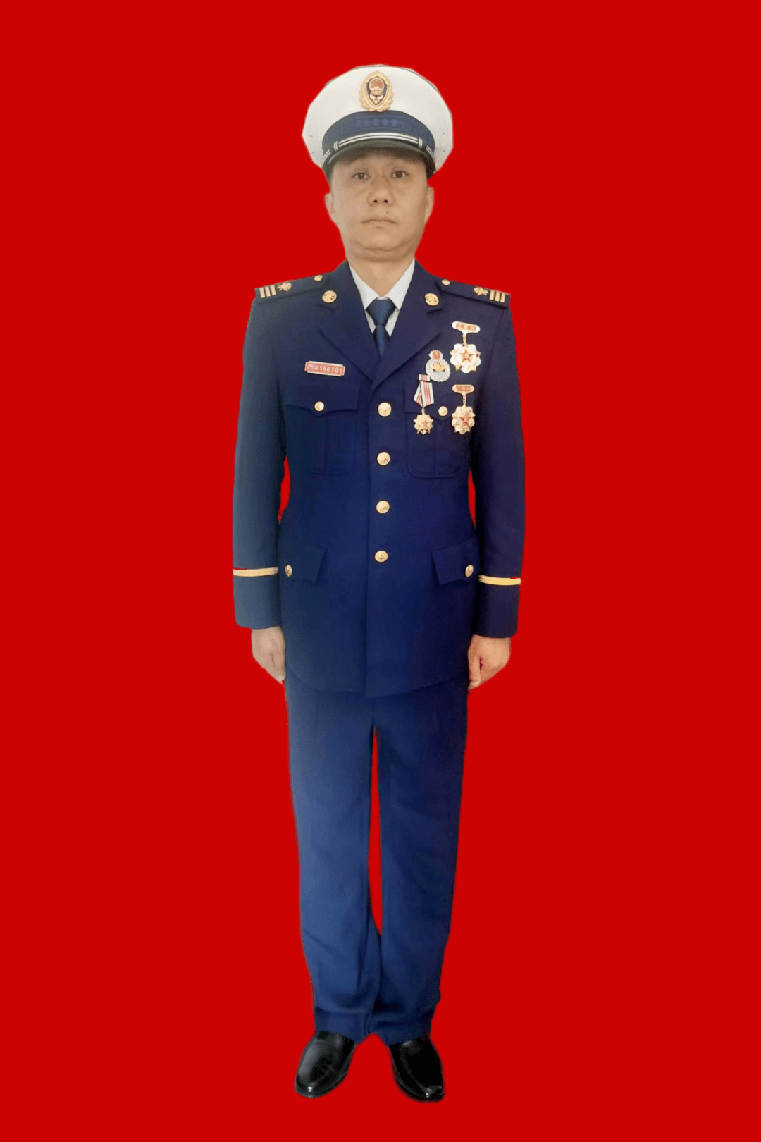 续荣光 踏新程 | 云南省消防救援总队举行高级消防员晋衔仪式_入队