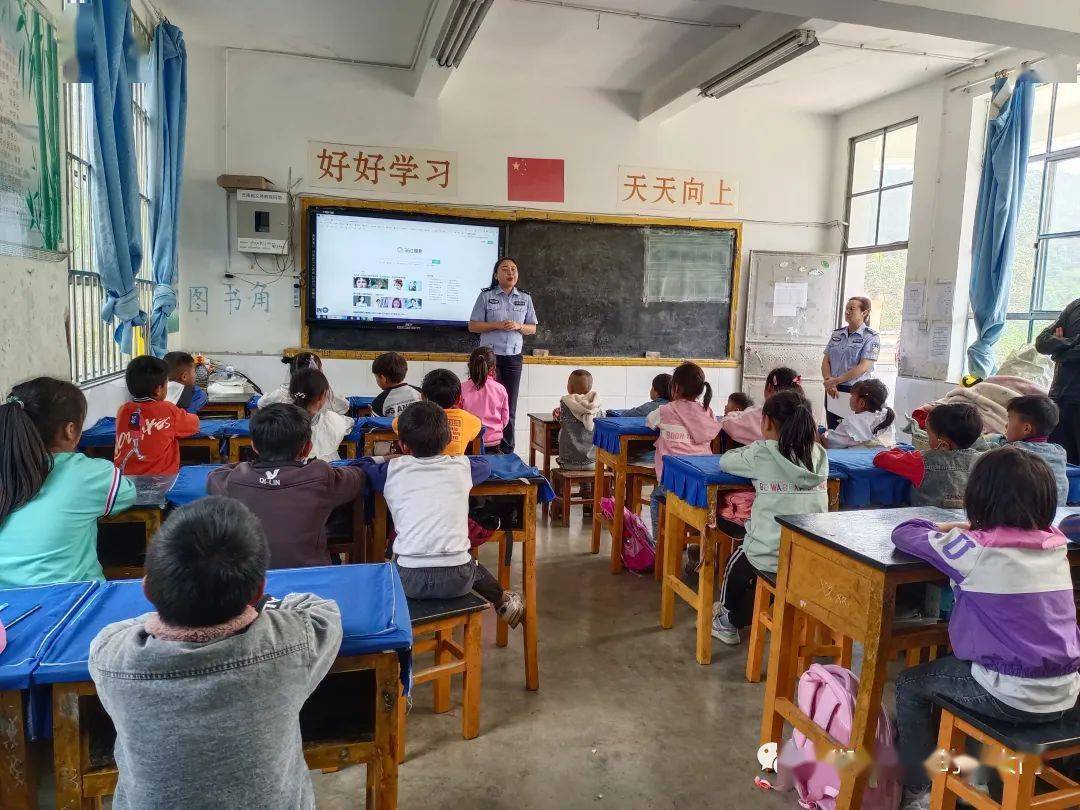 保山市辛街乡实验中学图片