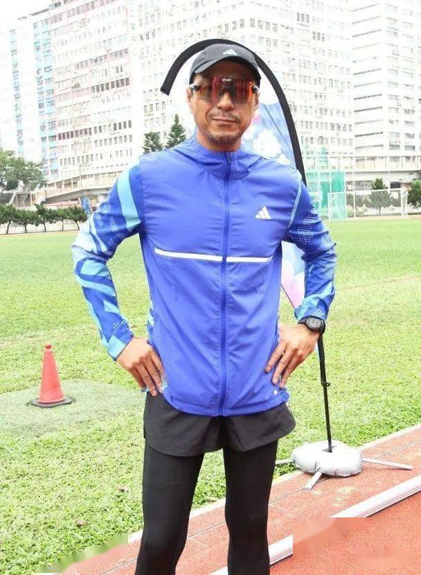 姜皓文蒙眼跑惊到慌 奶茶饮到碌地考演技_因为_观众_感觉