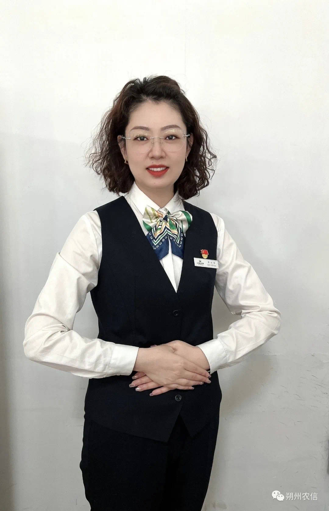 于2021年应县农商银行一季度运营技能比武中获得现钞清点一等奖;于