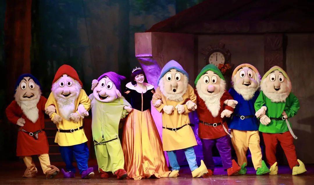 先天下&河北省话剧院《白雪公主与七个小矮人》,治愈来袭!