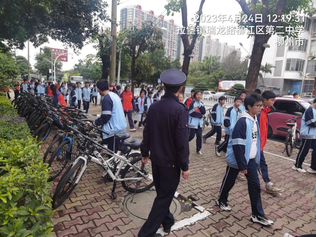 柳江城管:整治校园周边环境,用心守护祖国花朵_工作_经营_执法