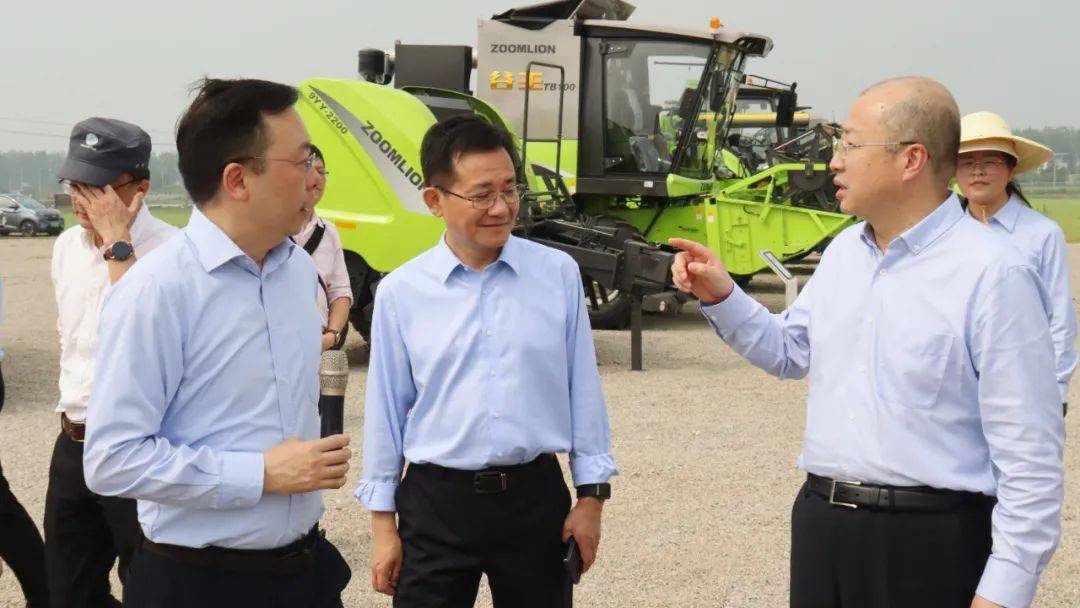 农业农村部副部长张兴旺一行到中联重科智慧农业示范基地调研_建设