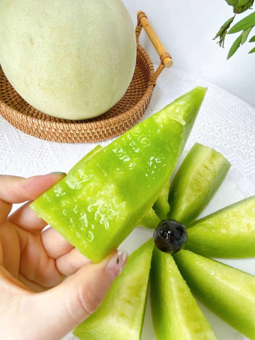 只剩下怡人心脾的甜,实在让人陶醉其中09犹如冰凉雪花般在口中慢慢