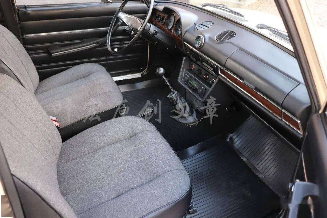 精品苏联老车1988年拉达2106