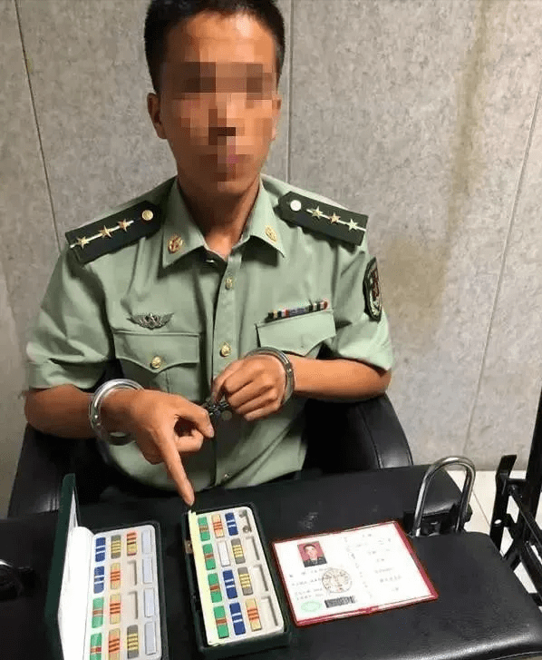 假军人竟带着女友去真军营参观_穆某_特种部队_军队