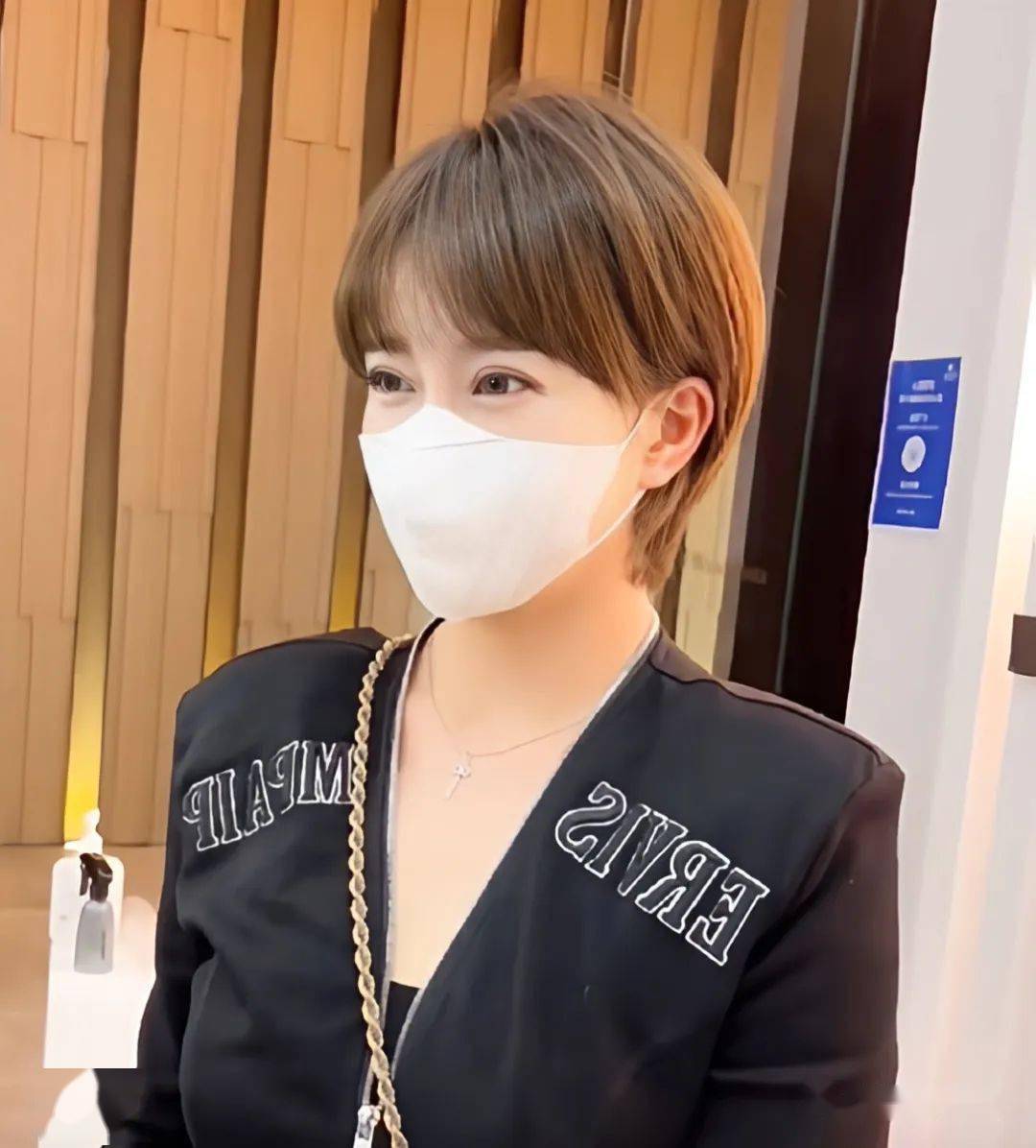 2023春夏人气短发"挂耳头"(精选60款)_发型_中国_形象