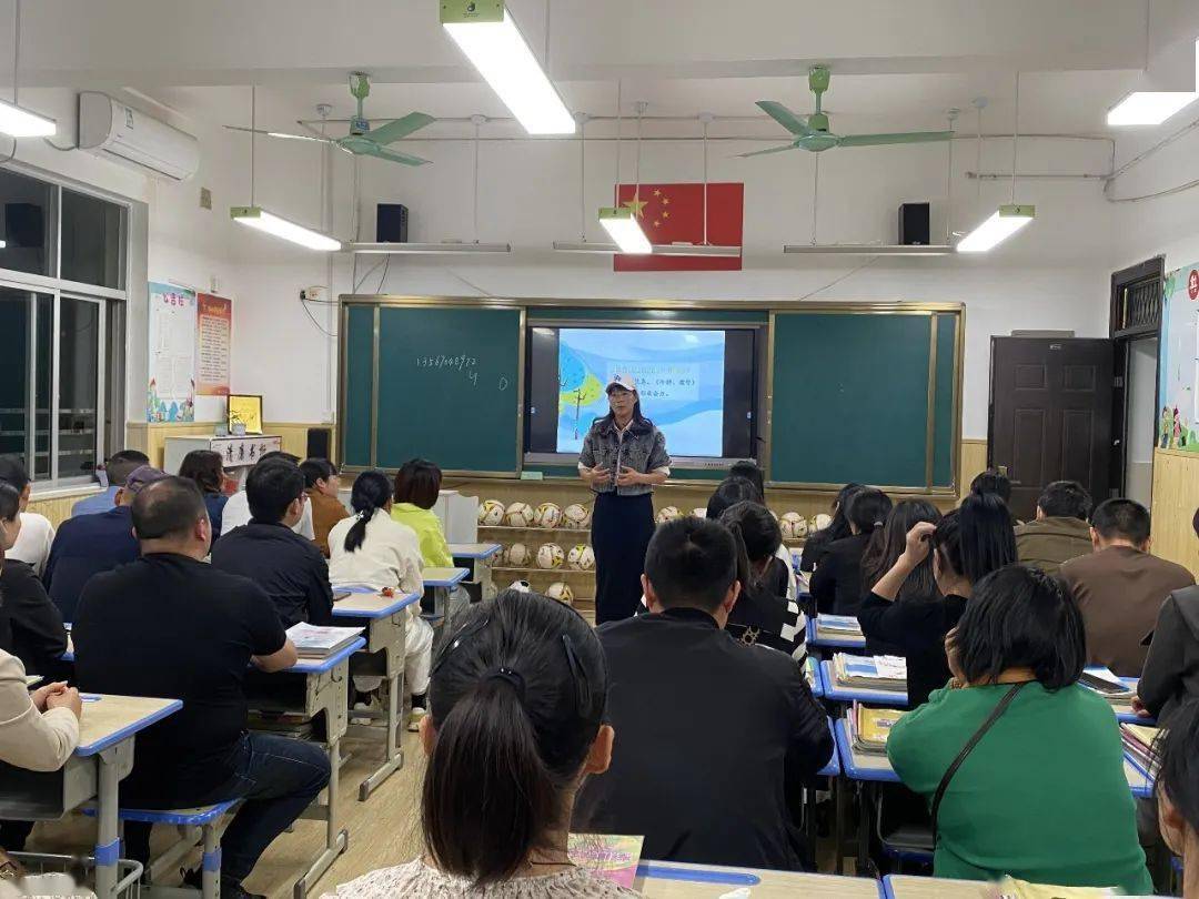 衢州柯城区实验小学图片