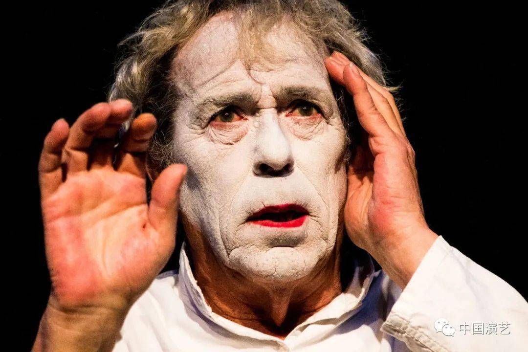 中国演艺专访【法国默剧大师菲利普·比佐】|寂静是记忆的艺术,我游走