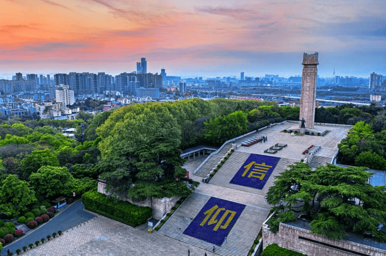 刘晶 摄张永兰 摄刘民 摄陆林生 摄沈伯宁 摄谷昌旺 摄朱文雄 摄潘俊