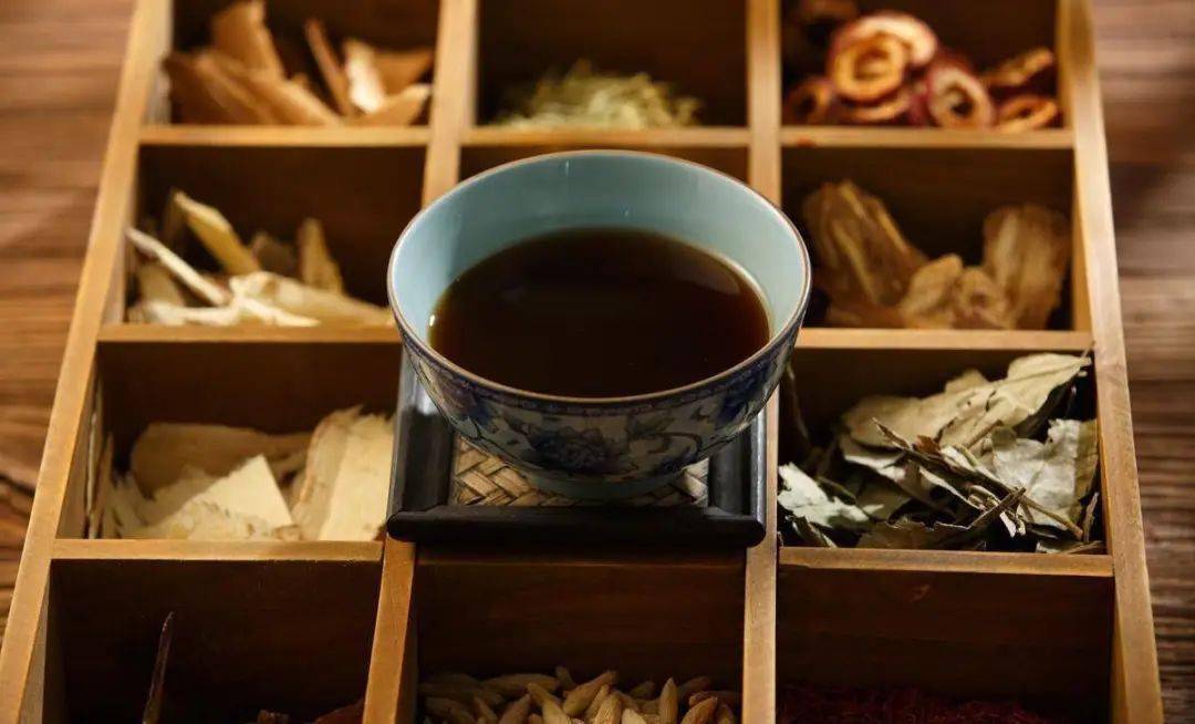 甘草泻心汤新用,可治疗十一种皮肤病,太有用了!_原方_顽癣_方药