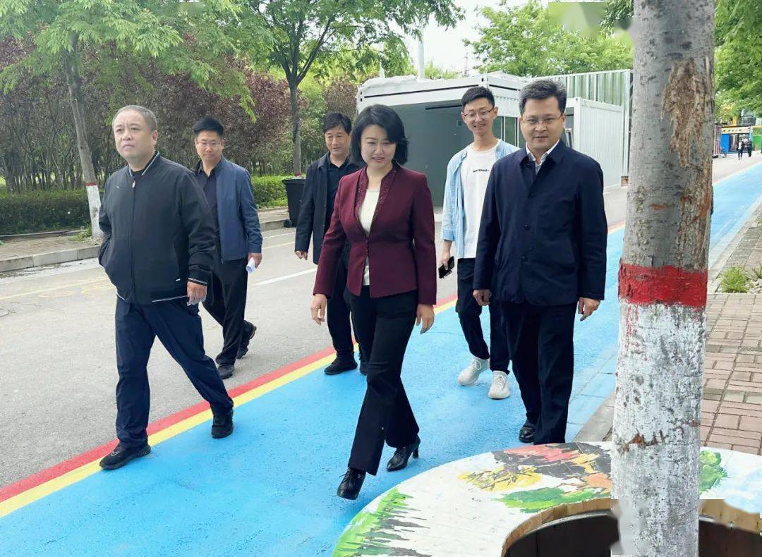 67杨蕾在督导调研创城工作和夜经济融合发展_城市_任泽_群众