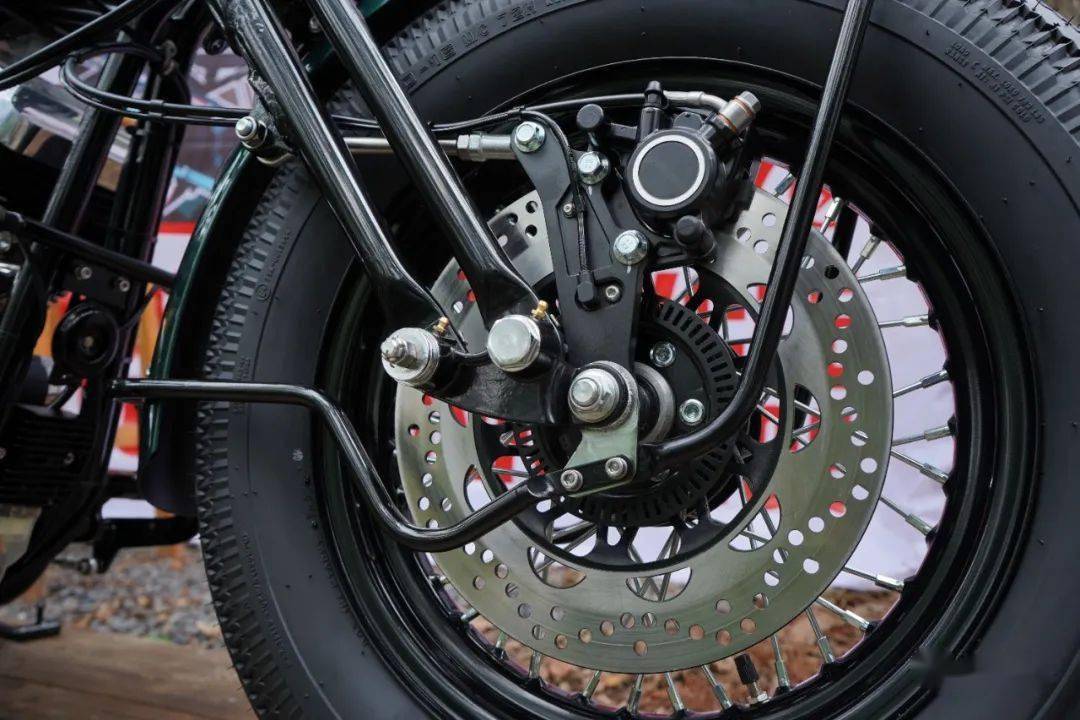 雷神bobber250图片