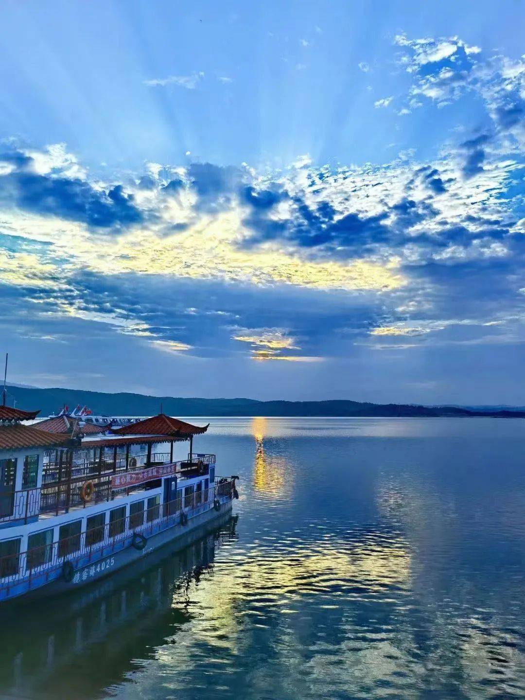 镜泊湖八大景点图片