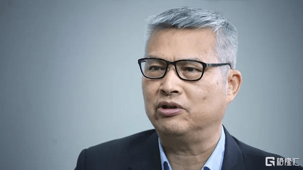 35岁时王东升临危受命,对已经连续亏损几年的北京电子管厂进行大刀