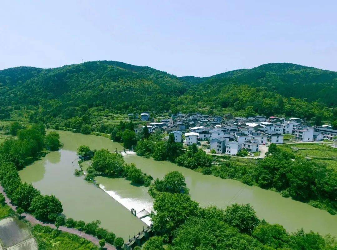 油塘村,堡口村;线路2:北湖区华塘镇吴山村,三合村,梨园