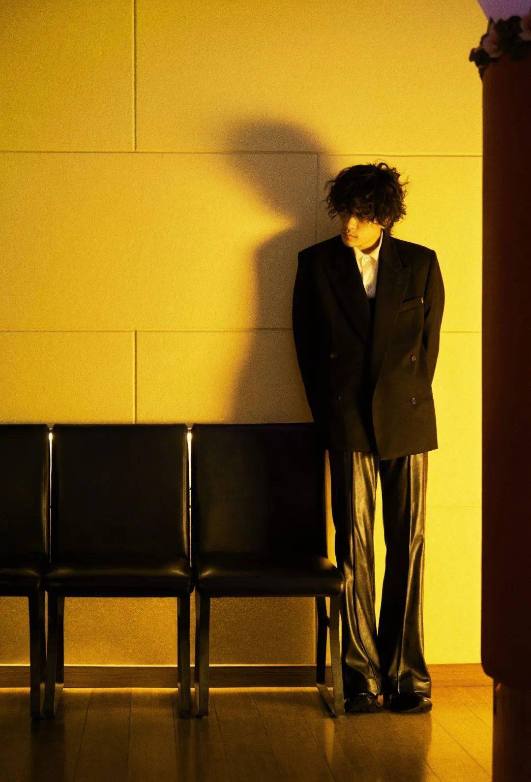 网传易烊千玺实体专辑三公斤,合作音乐人裘德透露合作趣事,超用心