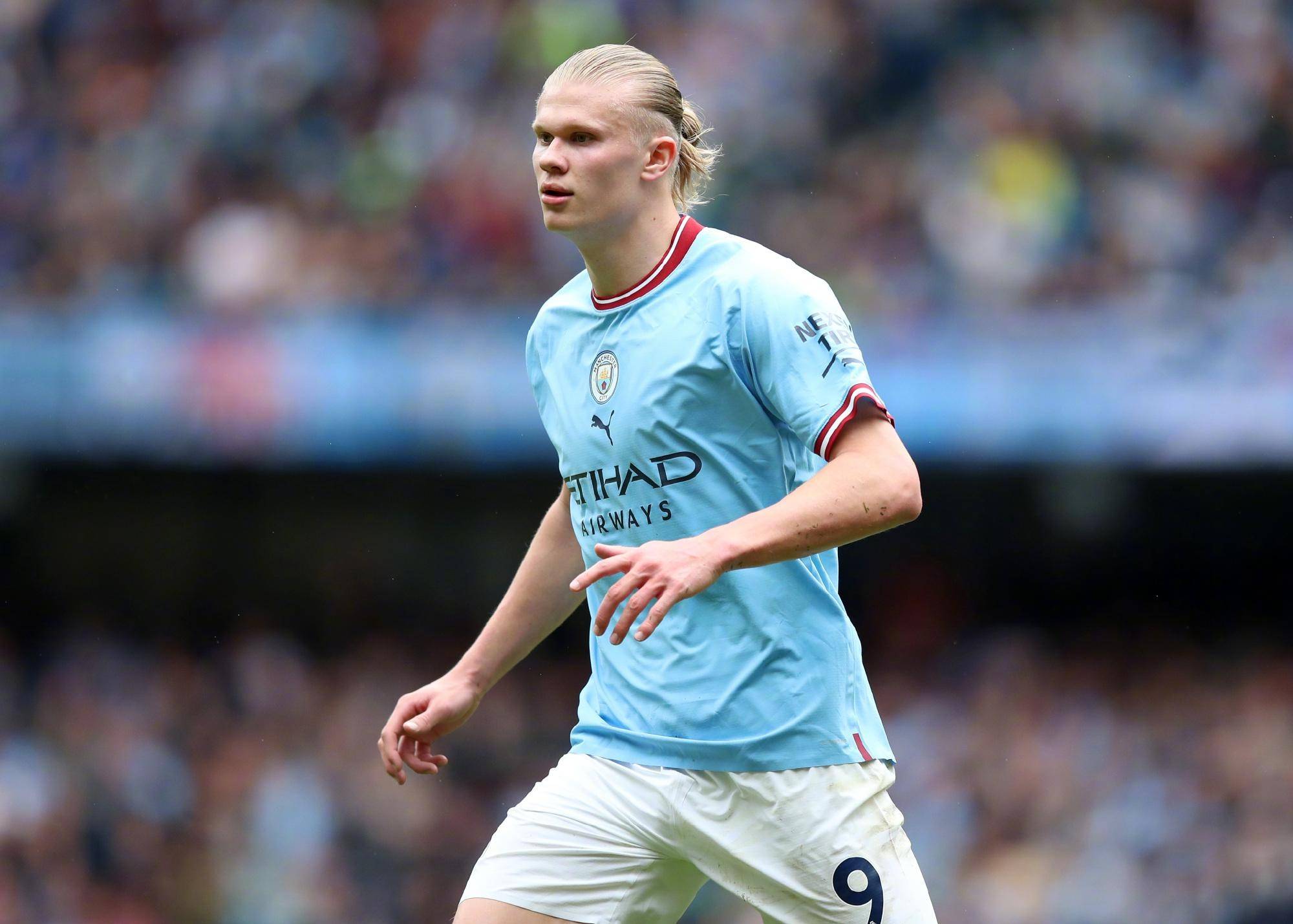 哈兰德当选英格兰足球记者协会年度最佳球员,曼城:他以超80%得票率