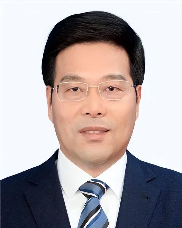 经湖北省委研究决定,琚朝晖同志任湖北省委宣传部部长.