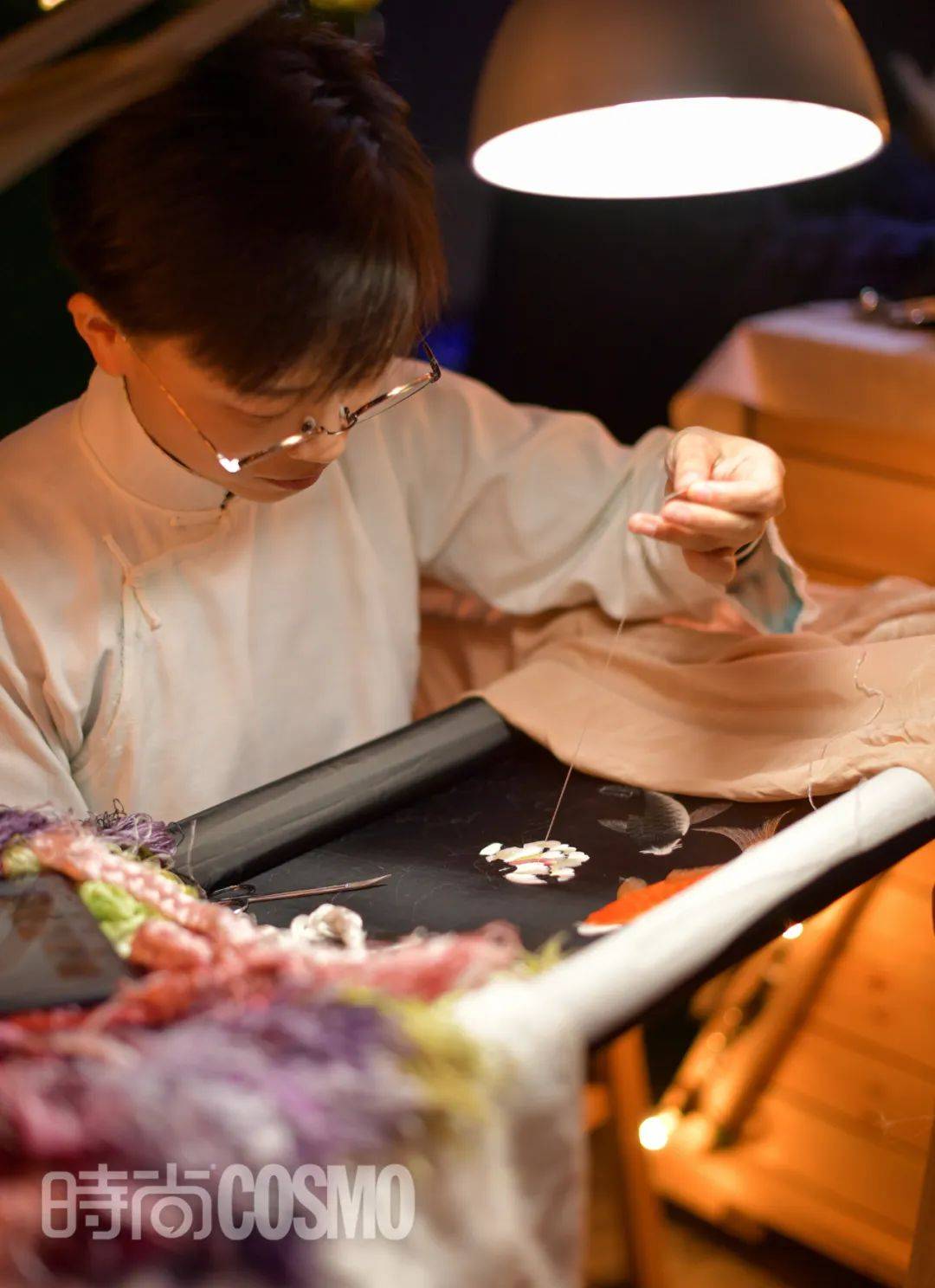 时尚守艺人丨67蜀绣传承人王霞,蜀绣里的六边形战士_绣制_刺绣_作品