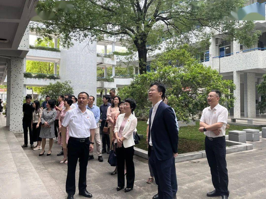 高质量发展 | 澄海中学举办首批博士校友担任学生"成长导师"聘任活动