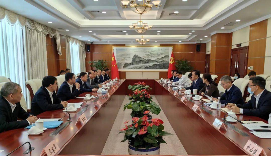 中交集团主要领导会见上海市松江区委书记程向民_发展_王彤宙_建设