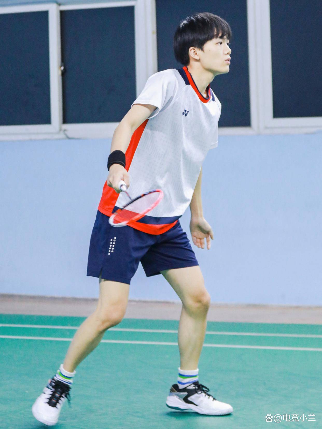 拿的英雄:张良最喜欢的皮肤:冰封战神