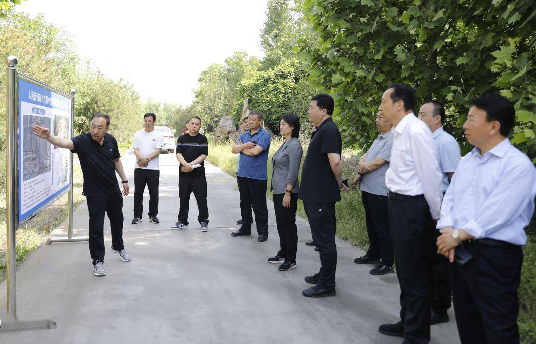 四大班子领导集体调研城建重点项目并召开现场办公会_建设_城市_发展