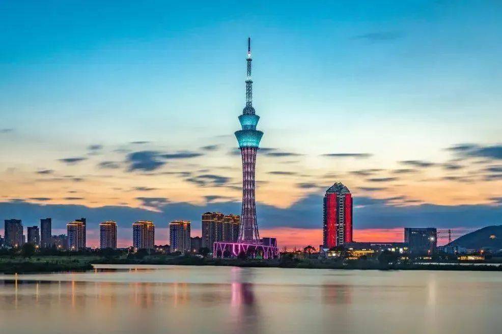 一人民医院镇江点亮建筑镇江凤凰广场户外电子屏盐城点亮建筑盐城新龙