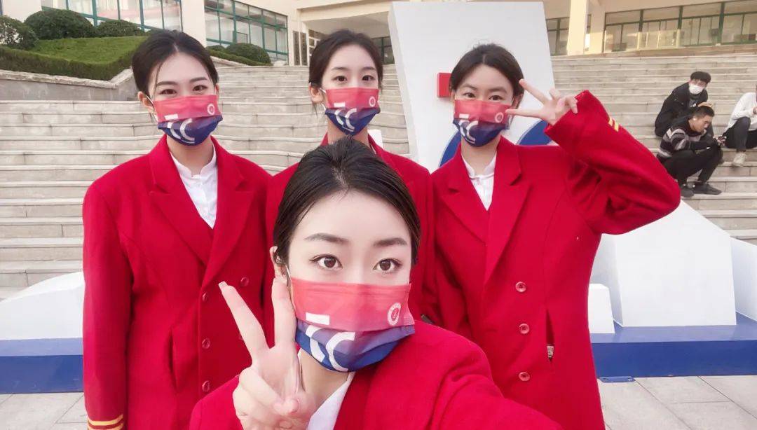 韩佳慧_工作_礼仪