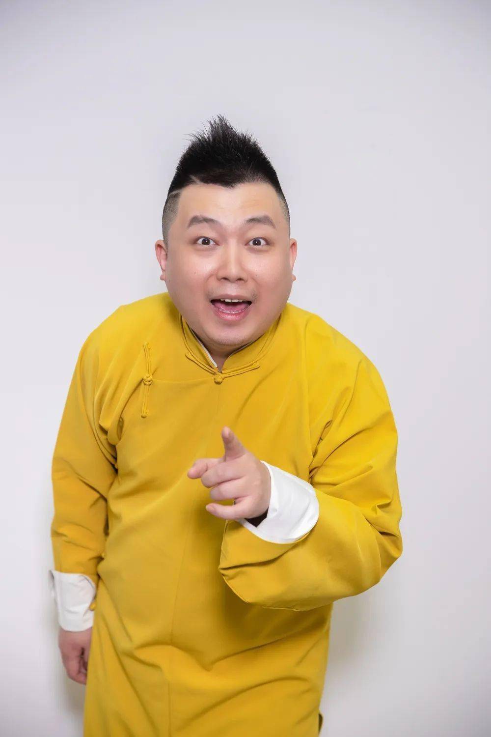 购买200元及以上价位,钻卡会员享6折,金卡会员享7
