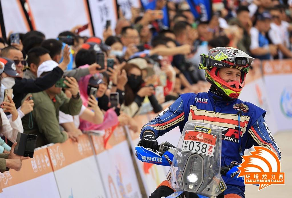 穿越茫茫沙海,2023中国环塔(国际)拉力赛发车_新疆_旅游_赛事