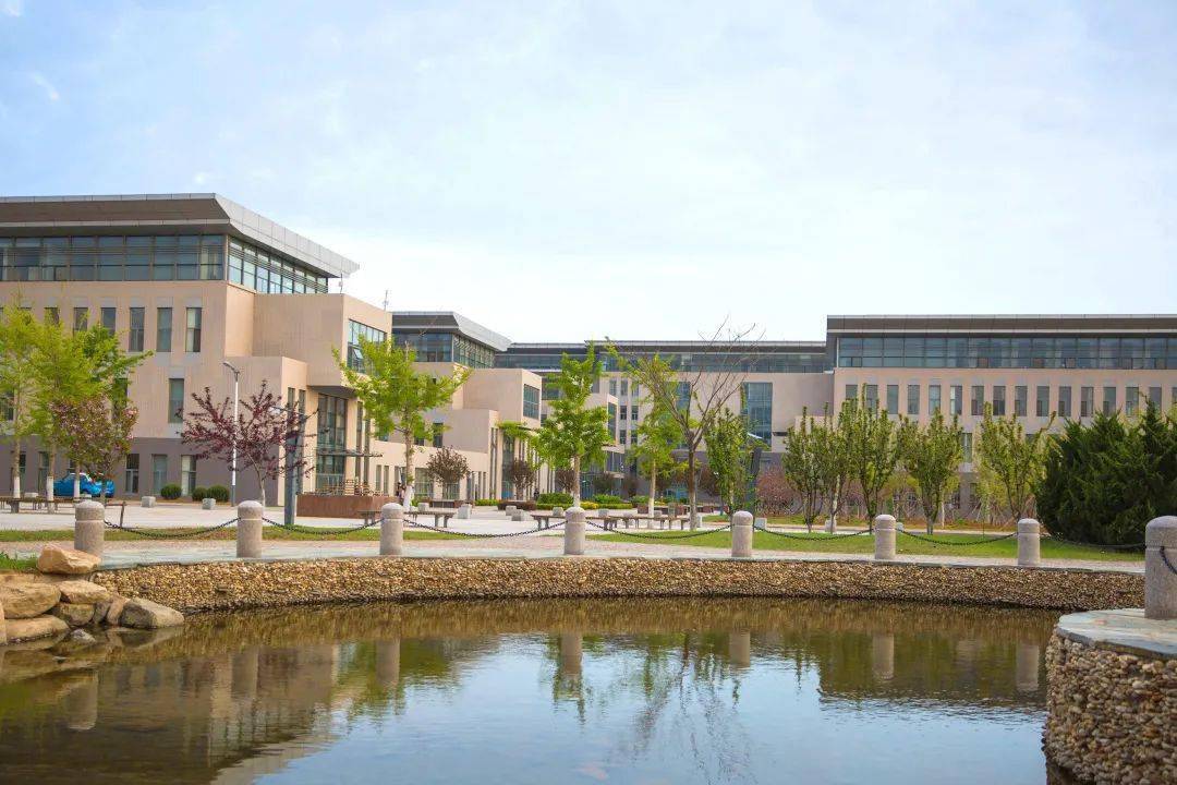 牛婉若 买尔哈巴@民大经管 官方微博 & 民大经管官方微信民大经管抖