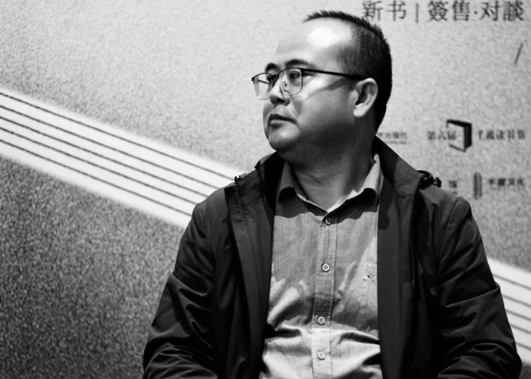 新刊 · 2023-3《收获》| 短篇:把自己折叠起来(杨遥)_舒文_专业_老虎