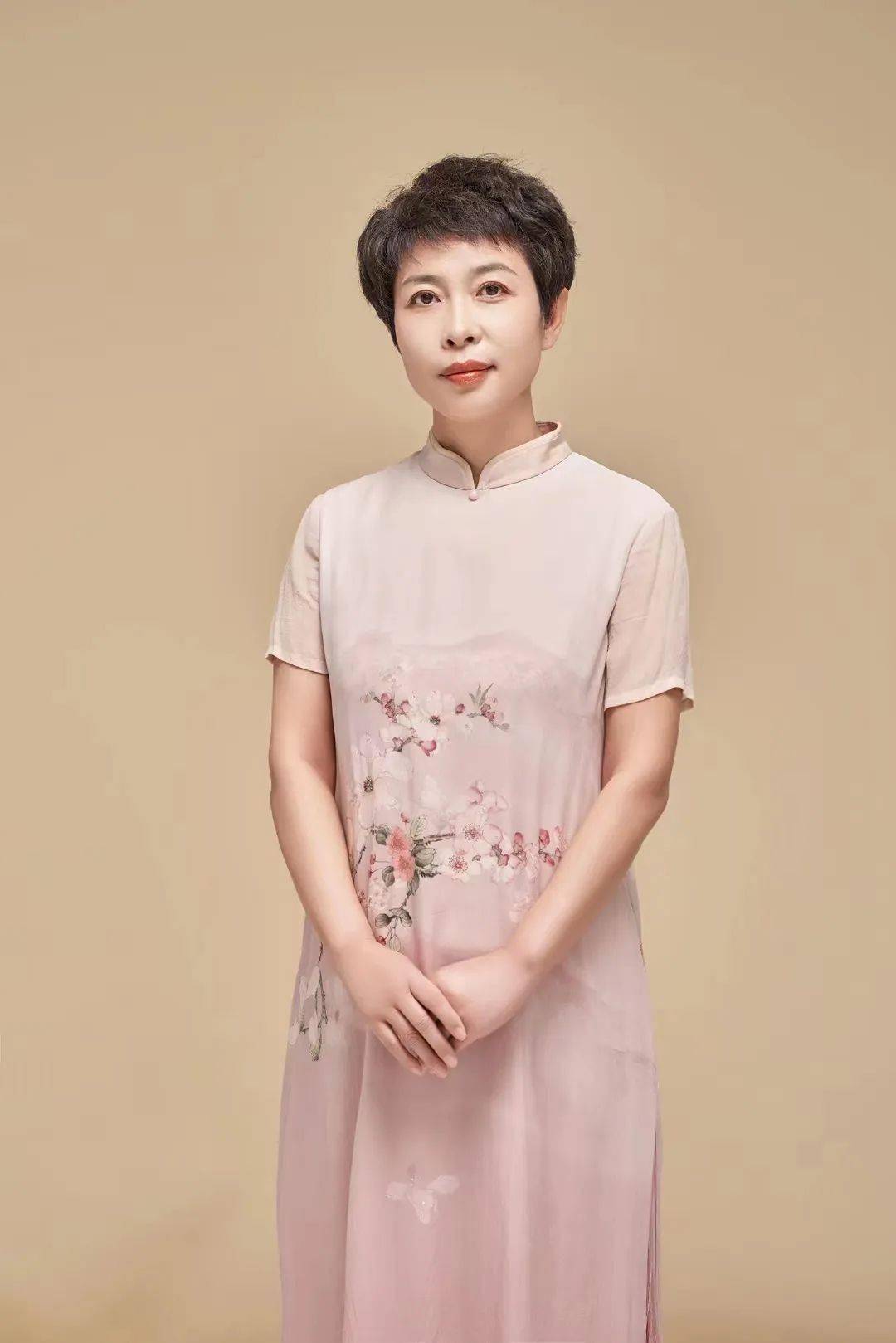 吴凤云,王君青春语文工作室成员,语文湿地"狗尾草专栏"作者.