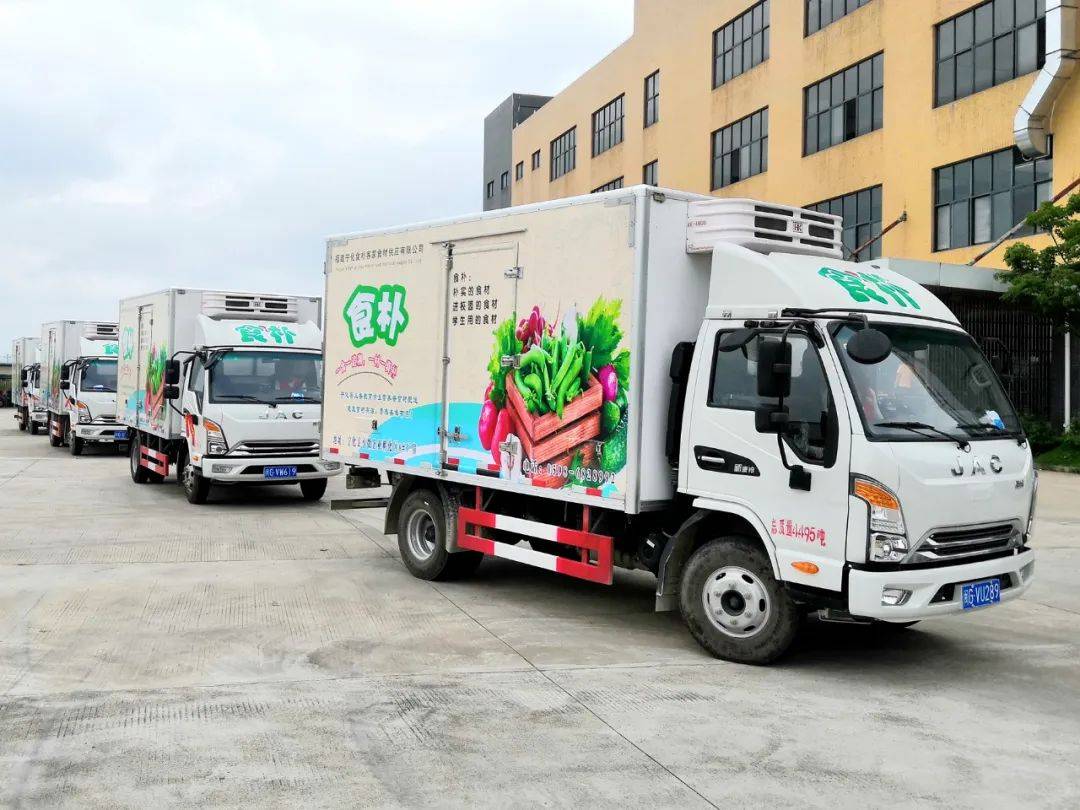 宁化客家小吃服务中心与县内外多家餐饮机构确定合作关系,建立醉南拳