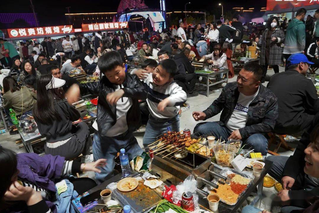 "赶烤"记|临淄大院欢迎您~_淄博_烧烤_摄影