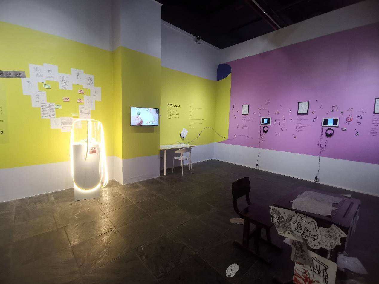 多伦现代美术馆里的这场艺术展,创作者竟是一群高中生_展览_场馆_参展
