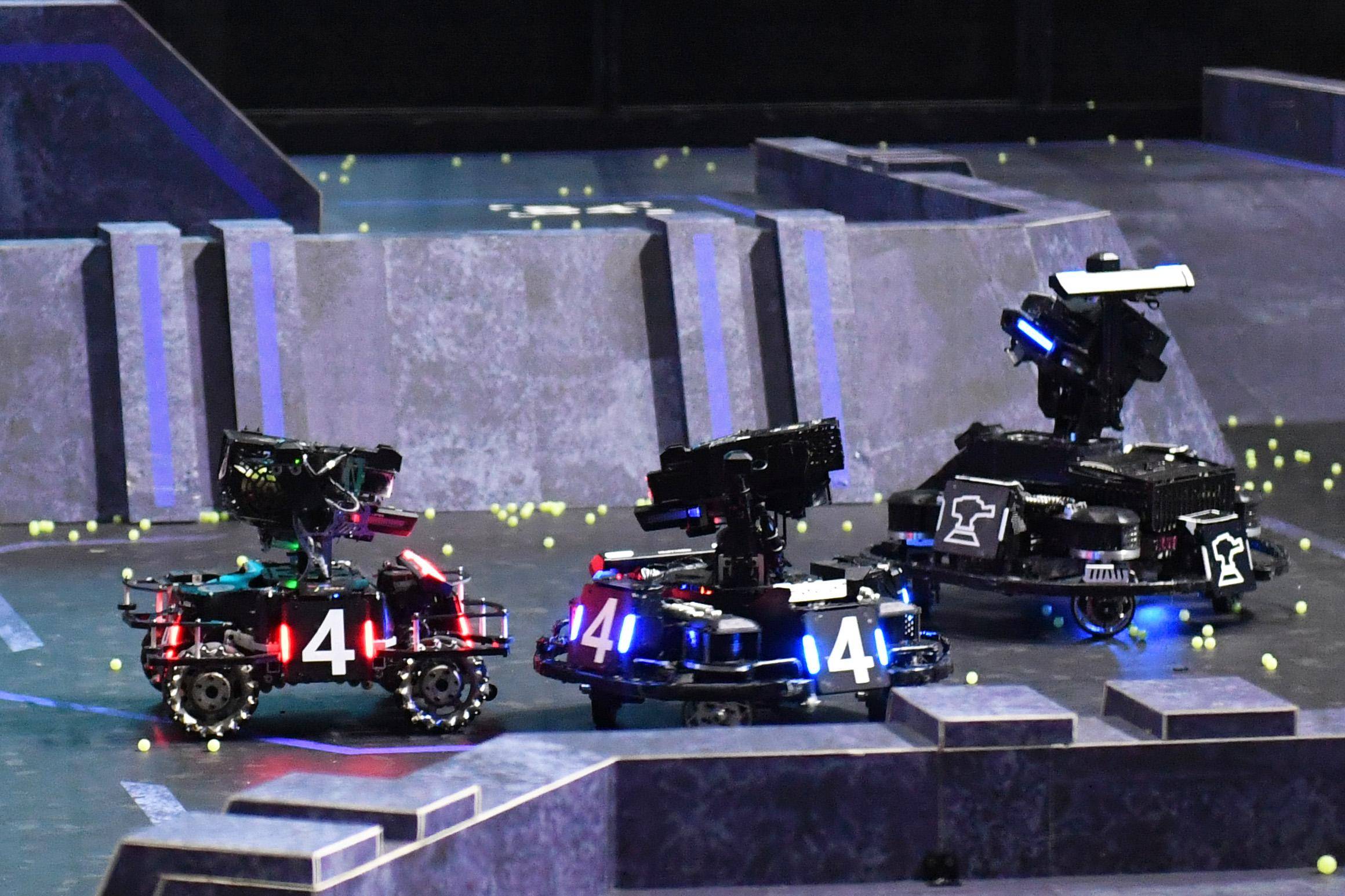 千名"机甲大师""战长沙"_比赛_战队_陈振海