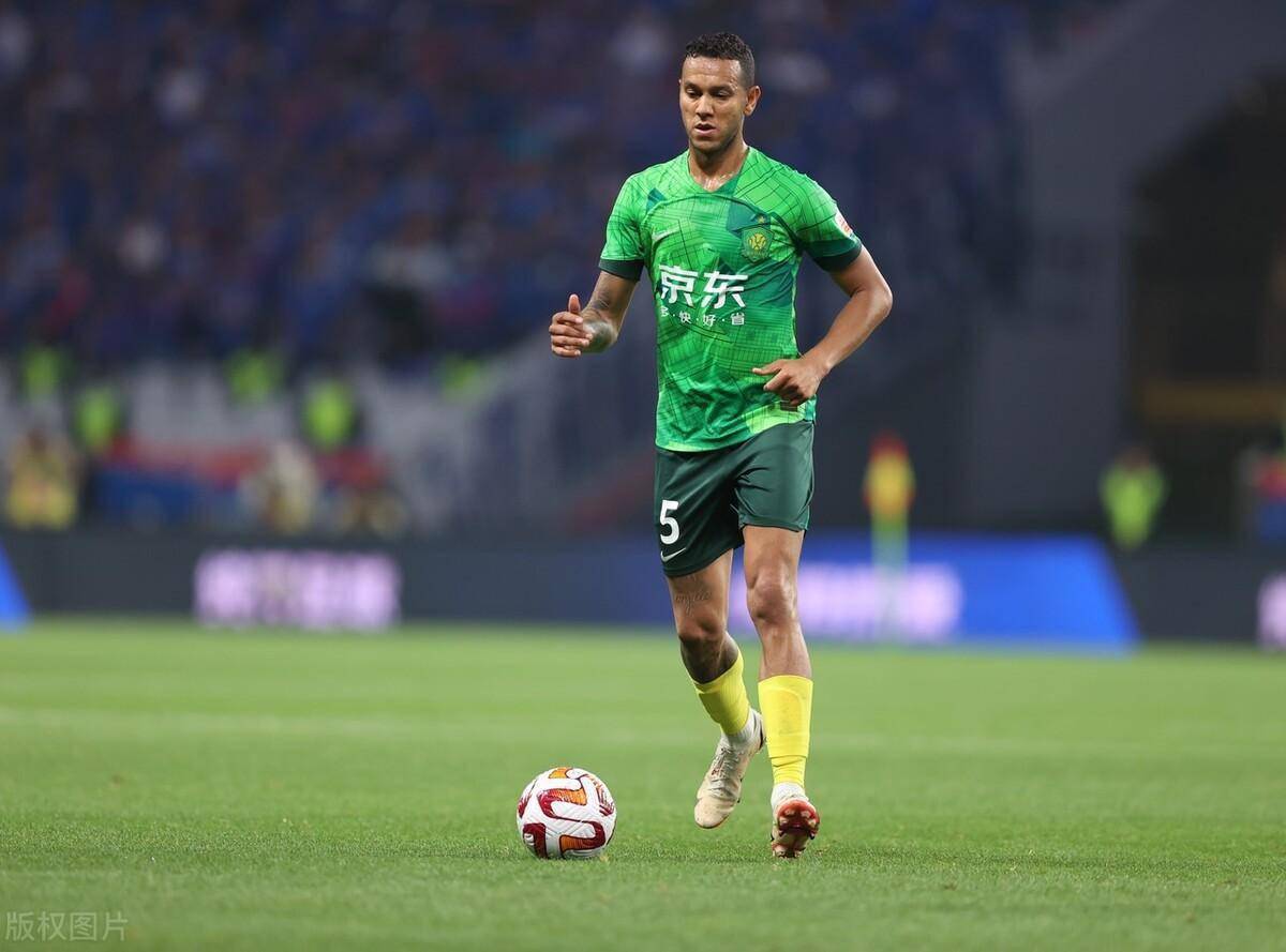 浙江vs北京国安首发:四外援对决!