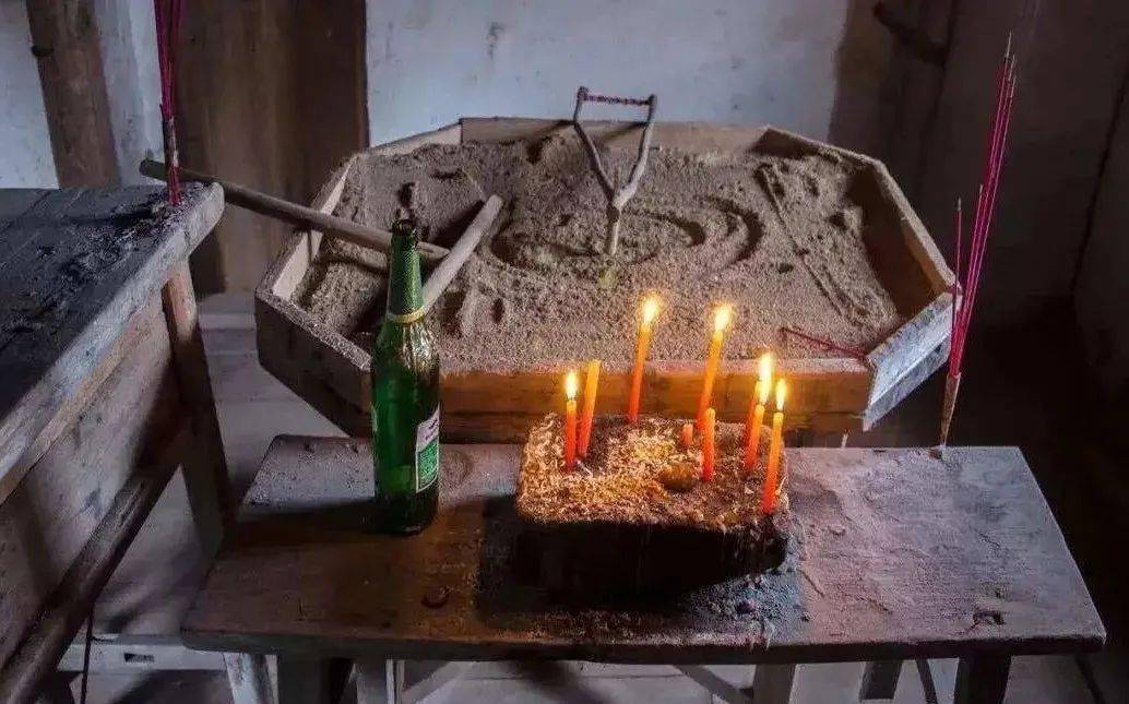 民间轶闻:流传千年的"扶乩"_紫姑_男子_道教