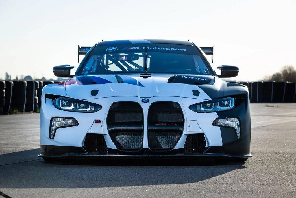 赛场上的猪鼻子,全新宝马m4 gt3模型试玩_搜狐汽车_搜狐网