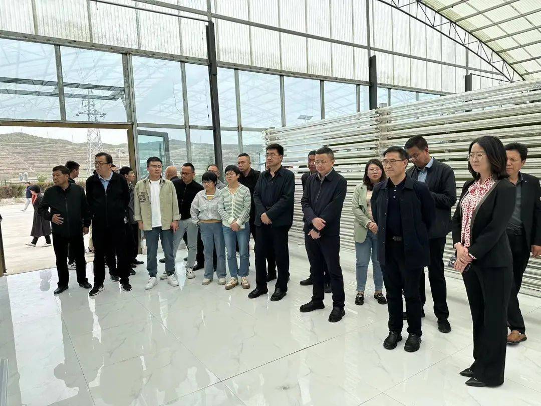 点亮精神火炬 激发创新动力—我市开展第七个"全国